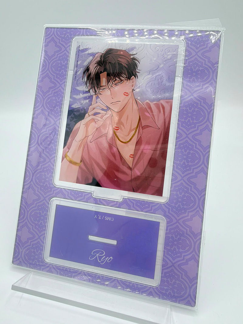yomeru-fake-fact-lips-acryl-standee-ryo-merchandise-figur image 2